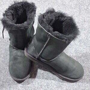 UGG Boots Short Black Lace Faux Fur‎ Lined Girls Size 3